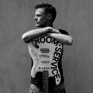 آلبوم Room Service Bryan Adams | Toogoosh