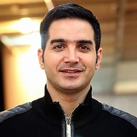 محسن یگانه